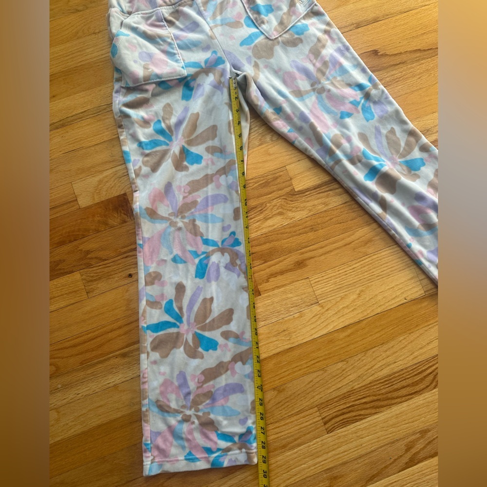Juicy Couture Velour Floral Wide Leg Lounge Pants - Picture 10 of 10